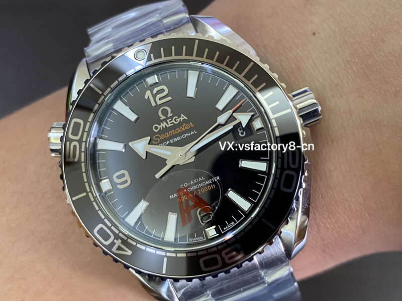 VS廠歐米茄39.5m海洋宇宙海馬600米丹東8800機芯外觀細節(jié)做工怎么樣