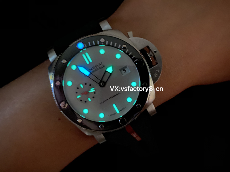 沛納海pam1681銀盤復(fù)刻腕表外觀細節(jié)做工值不值得入手評測